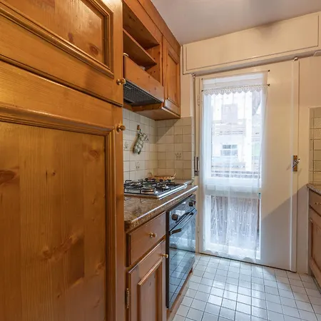 Casa De Zeto, Con Balcone E Vicina Al Centro Daire *