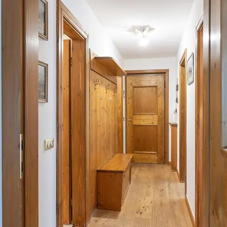 Casa De Zeto, Con Balcone E Vicina Al Centro *