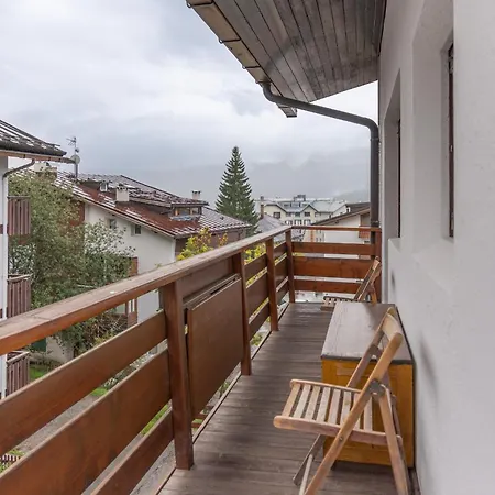 Casa De Zeto, Con Balcone E Vicina Al Centro 아파트